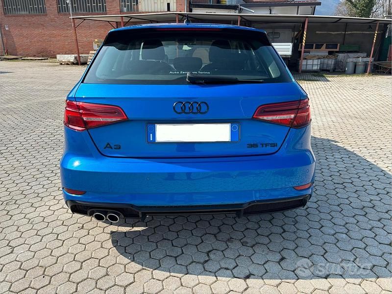 Usata Audi A3 Admired 150 CV (110 kW) 2019 Blu Berlina