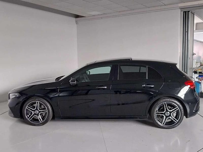 Usata Mercedes A250 Premium 224 CV (164 kW) 2025 Nero cosmo met. Berlina