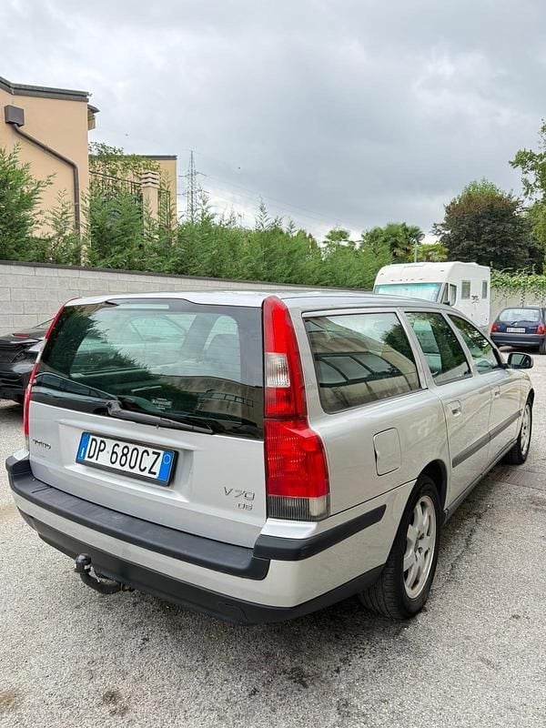 Usata Volvo V70 Summum 163 CV (119 kW) 2004 Argento Station wagon