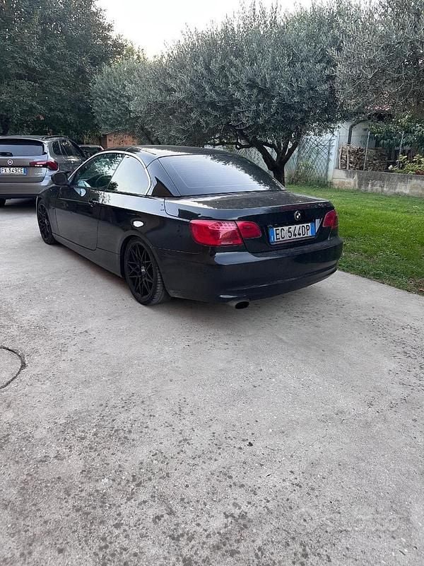 Usata BMW 320 Cabriolet 2010 Nero Cabrio