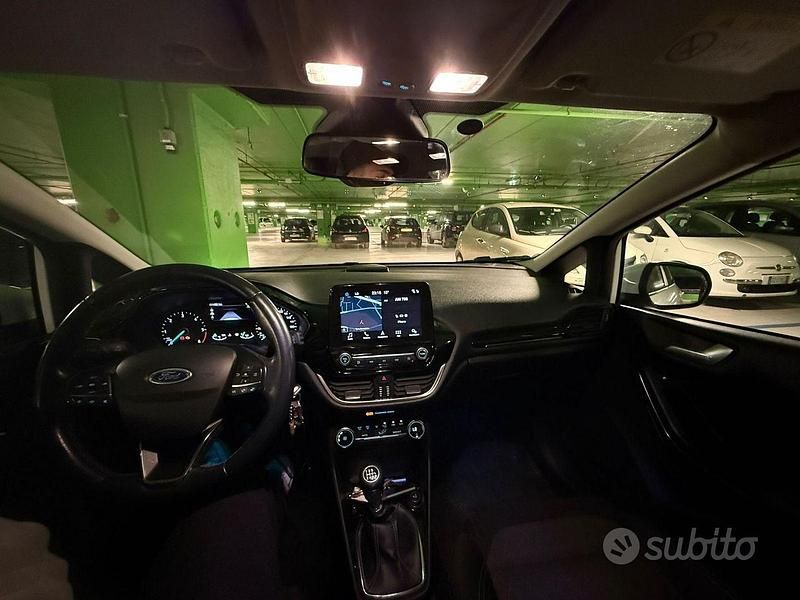 Usata Ford Fiesta Active 86 CV (63 kW) 2018 Bianco Utilitaria