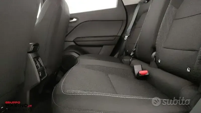 Usata Renault Captur Equilibre 101 CV (74 kW) 2024 SUV
