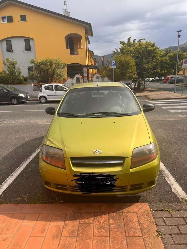 Usata 2003 Chevrolet Kalos SE Plus Tre volumi | 1500 € (Buon prezzo) - Immagine 1/4