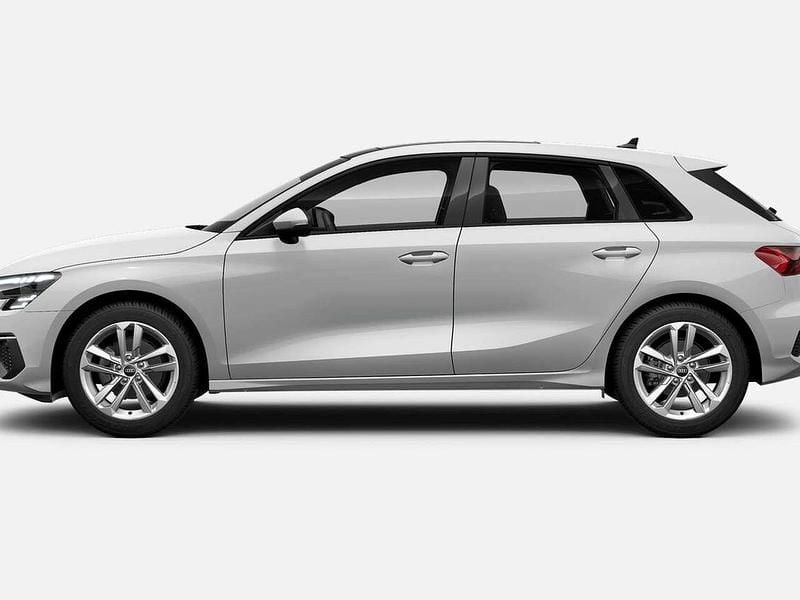 Usata Audi A3 Business 150 CV (110 kW) 2023 Bianco ibis Berlina