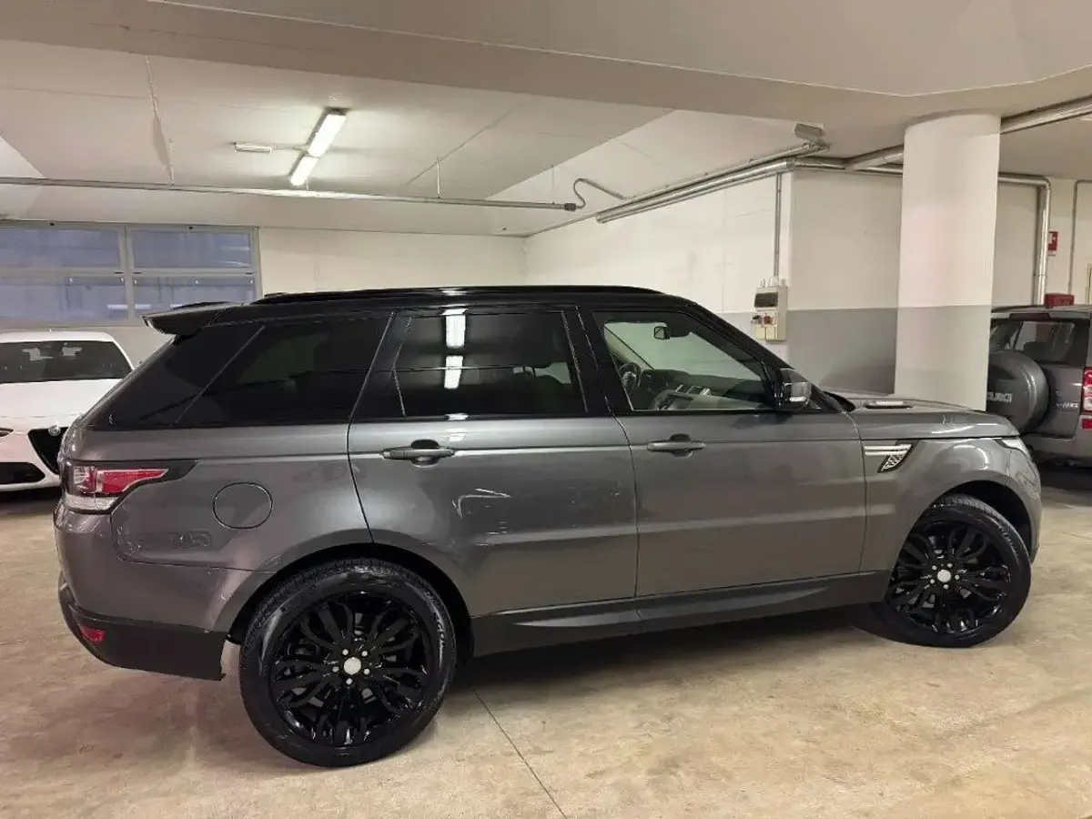 Usata Land Rover Range Rover HSE Dynamic 249 CV (183 kW) 2015 Grigio SUV