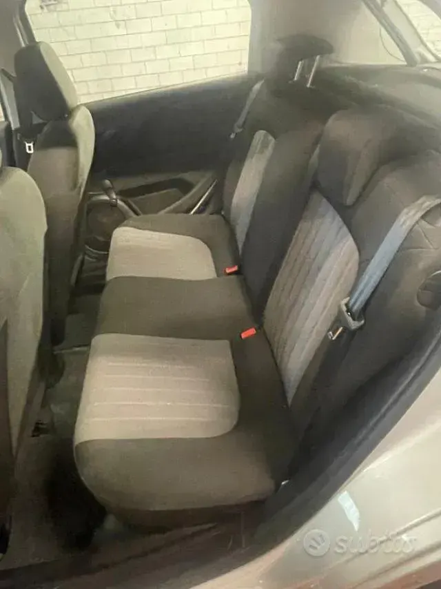 Occasion Fiat Punto Street 69 ch (50 kW) 2017 Gris Citadine
