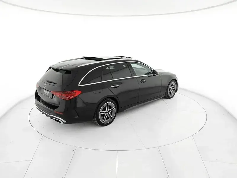 Usata Mercedes 300 Premium 265 CV (194 kW) 2022 Nero Station wagon