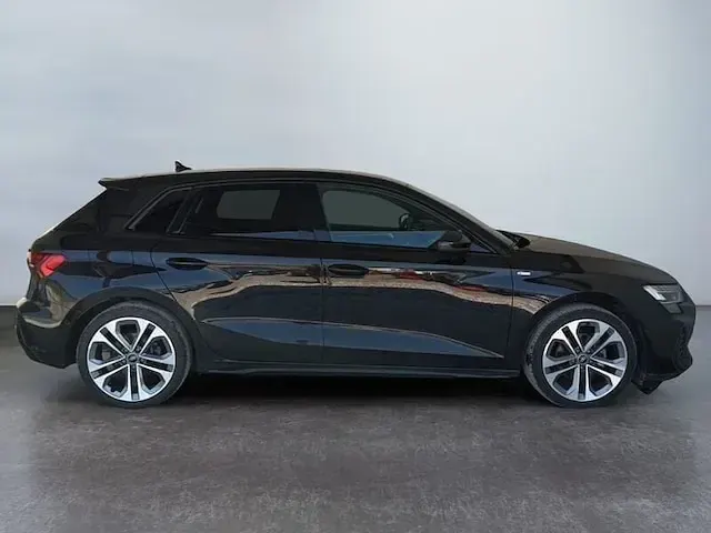 Usata Audi A3 S-Line 150 CV (110 kW) 2025 Nero Berlina
