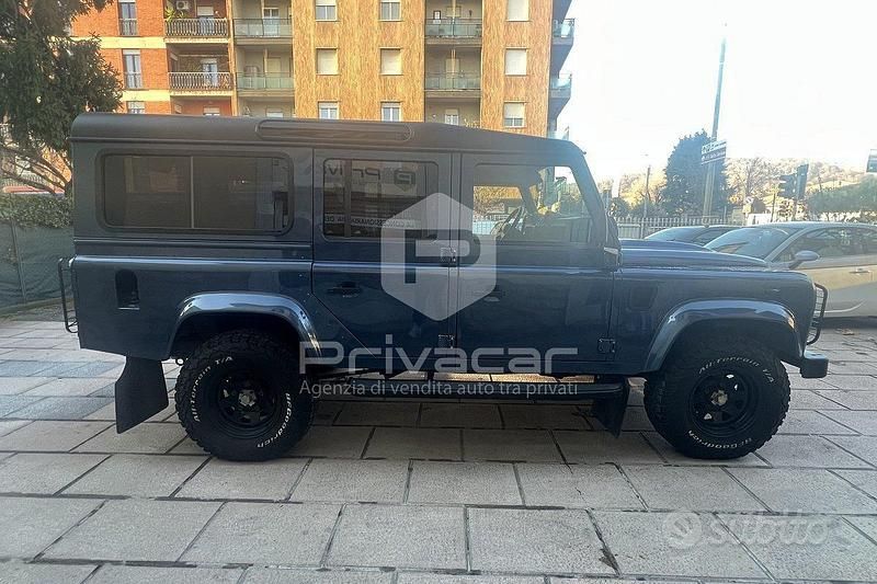 Usata Land Rover Defender 122 CV (89 kW) 2008 Blu Station wagon