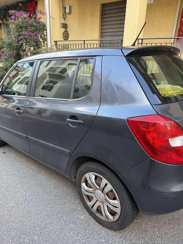 Usata Skoda Fabia 101 CV (74 kW) 2010 Grigio Berlina
