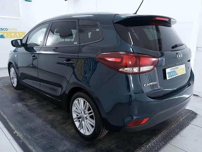 Usata Kia Carens 141 CV (103 kW) 2017 Nero metallizzato Monovolume