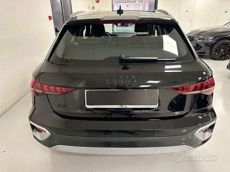 Occasion Audi A3 Business 150 ch (110 kW) 2025 Noir Berline