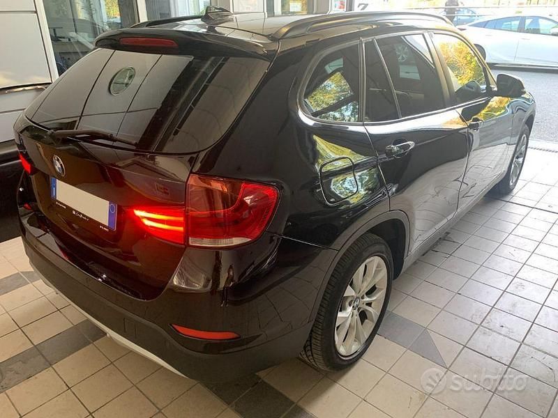 Usata BMW X1 143 CV (105 kW) 2014 Nero SUV