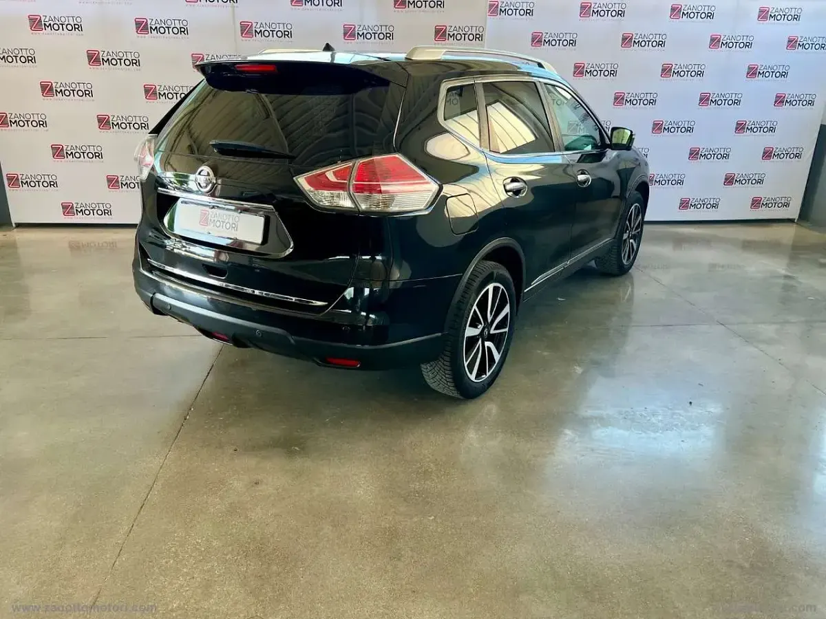 Usata Nissan X-Trail Tekna 131 CV (96 kW) 2016 Nero SUV
