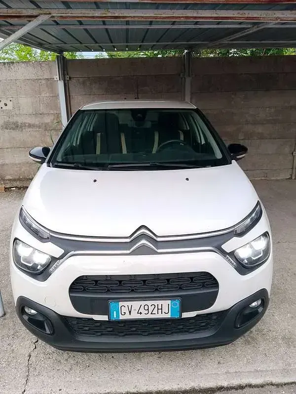 Usata Citroën C3 PureTech 83 CV (61 kW) 2024 Bianco Berlina