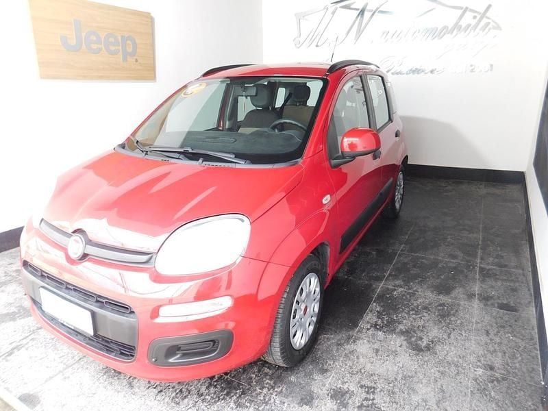 Usata Fiat Panda Lounge 69 CV (50 kW) 2015 Rosso Berlina