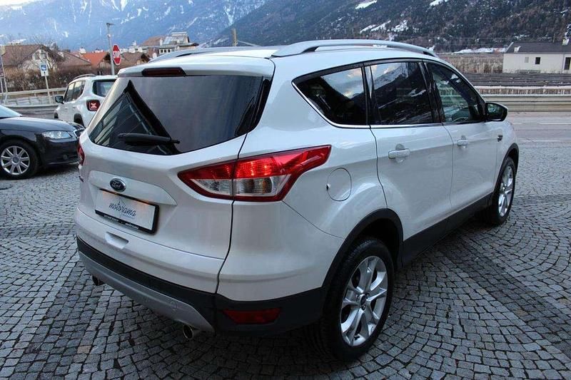Usata Ford Kuga Titanium 150 CV (110 kW) 2015 Bianco SUV