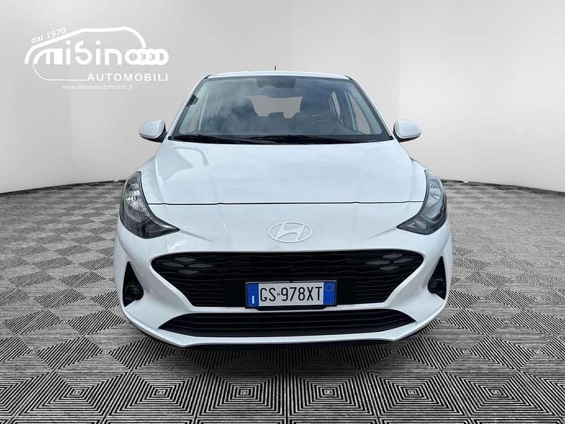Usata Hyundai i10 Prime 65 CV (47 kW) 2024 Bianco Utilitaria