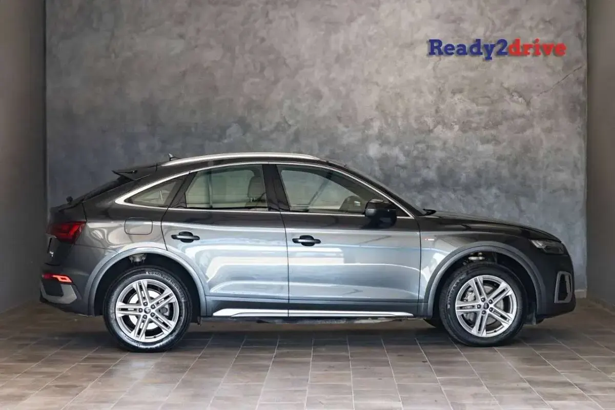 Usata Audi Q5 S-Line 204 CV (150 kW) 2022 Grigio SUV