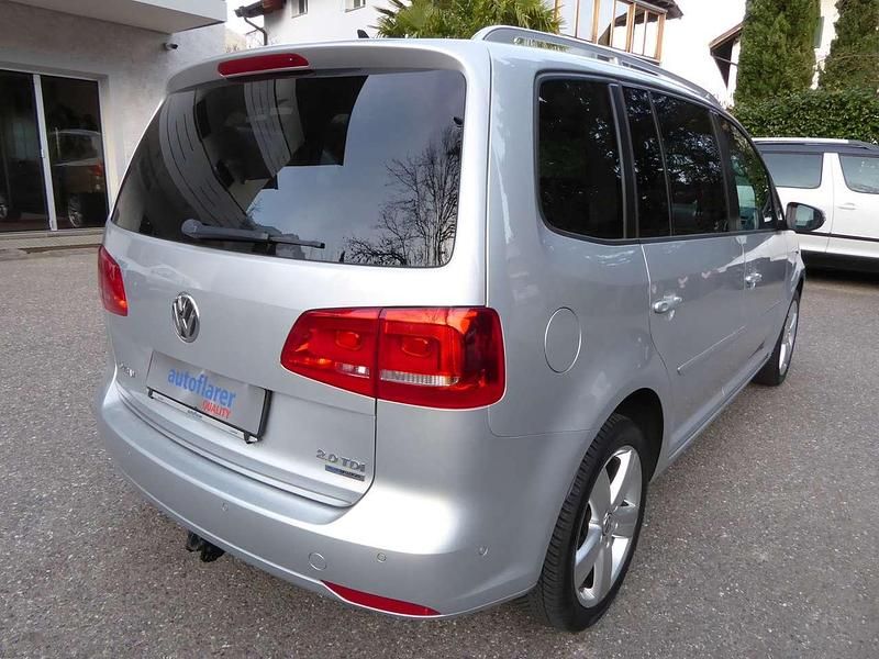 Usata VW Touran Life 140 CV (102 kW) 2013 Argento Monovolume