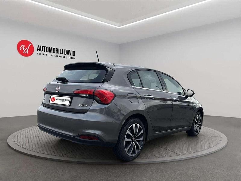 Usata Fiat Tipo Lounge 95 CV (69 kW) 2016 Grigio Berlina