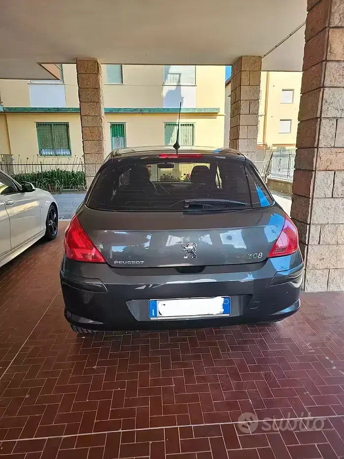 Usata Peugeot 308 120 CV (88 kW) 2008 Berlina