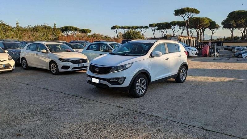 Bianco Usata 2015 Kia Sportage SUV | 10.500 € (Buon prezzo) - Immagine 1/4