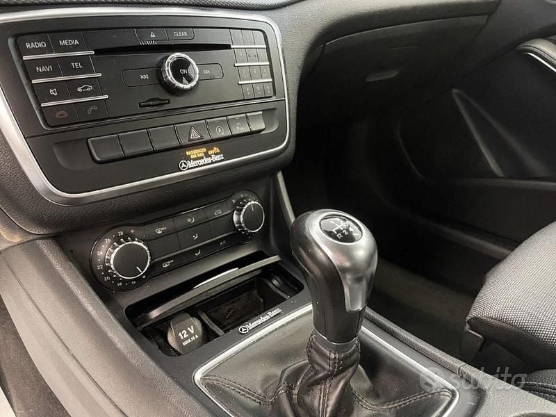 Usata Mercedes GLA180 Executive 110 CV (80 kW) 2016 Bianco SUV