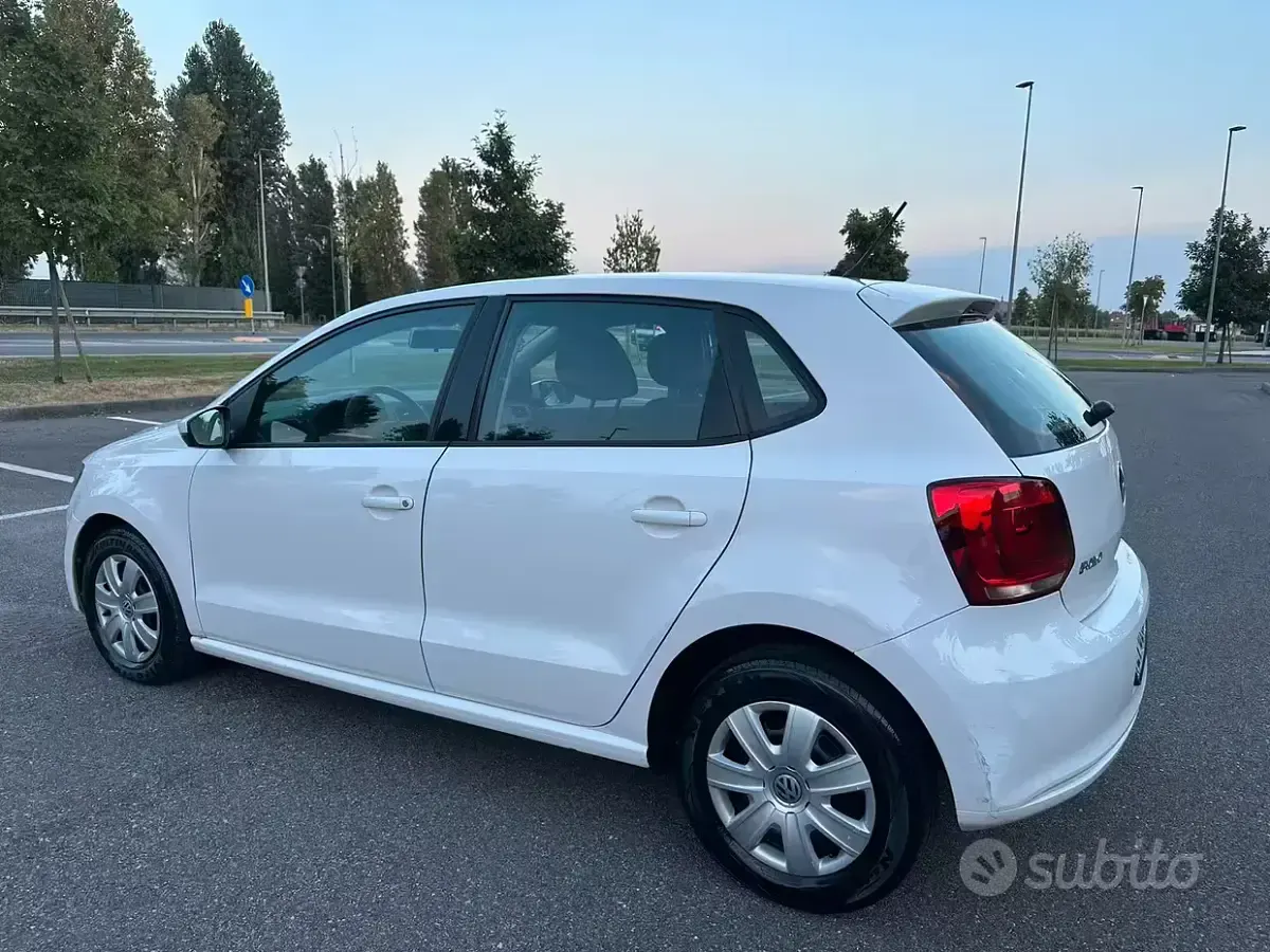 Usata VW Polo 105 CV (77 kW) 2014 Bianco Berlina