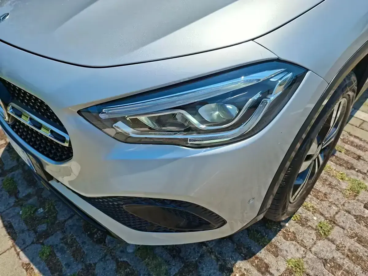 Usata Mercedes GLA200 Executive 150 CV (110 kW) 2021 Grigio SUV