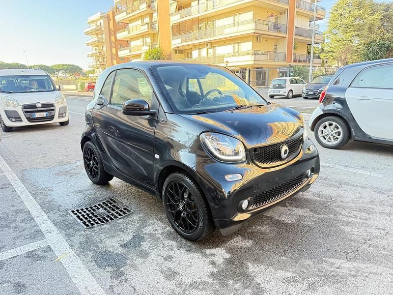 Usata Smart ForTwo Coupé Prime 90 CV (66 kW) 2019 Nero Coupé