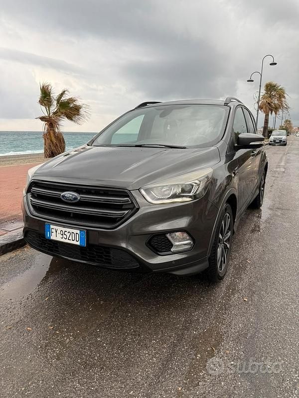 Usata Ford Kuga ST-Line 120 CV (88 kW) 2019 SUV