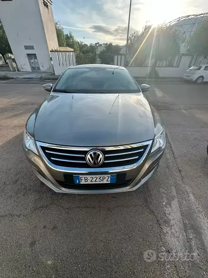 Usata VW Passat 140 CV (102 kW) 2011 Berlina