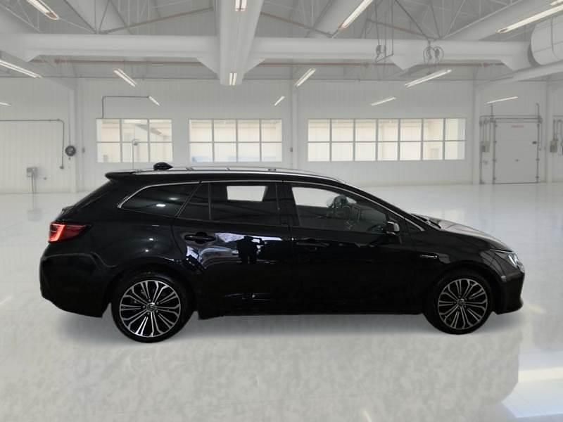 Usata Toyota Corolla Style 122 CV (89 kW) 2020 Nero Station wagon