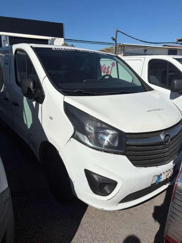Bianco pastello Usata 2016 Opel Vivaro Monovolume | 9900 € (Ottimo prezzo) - Immagine 1/4