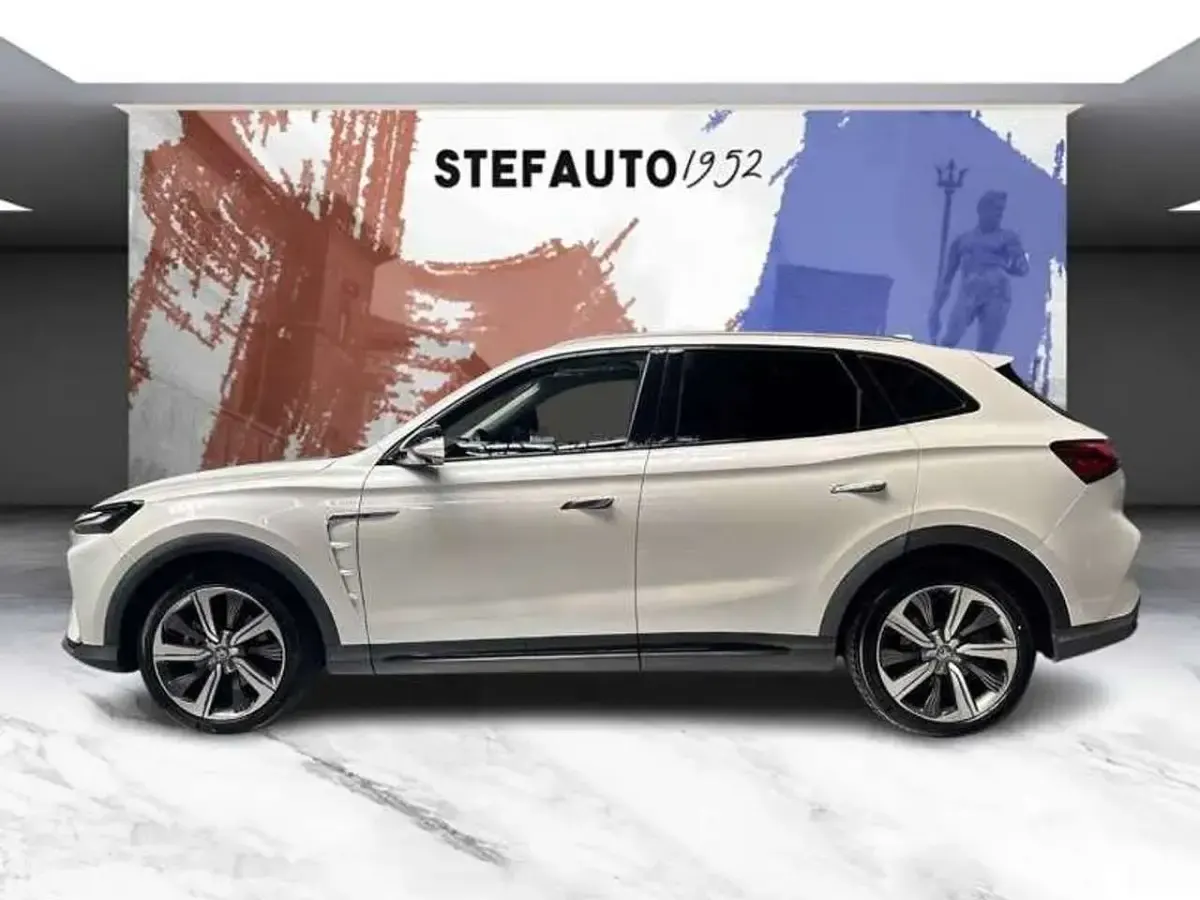 Usata MG Marvel R Luxury 64 kW (88 CV) 2022 Bianco SUV