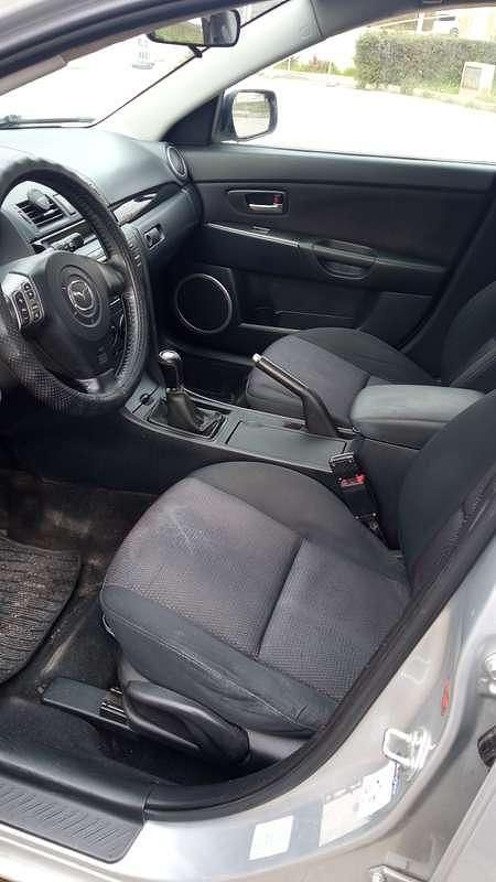 Occasion Mazda 3 Dynamic 115 ch (84 kW) 2007 Gris Berline