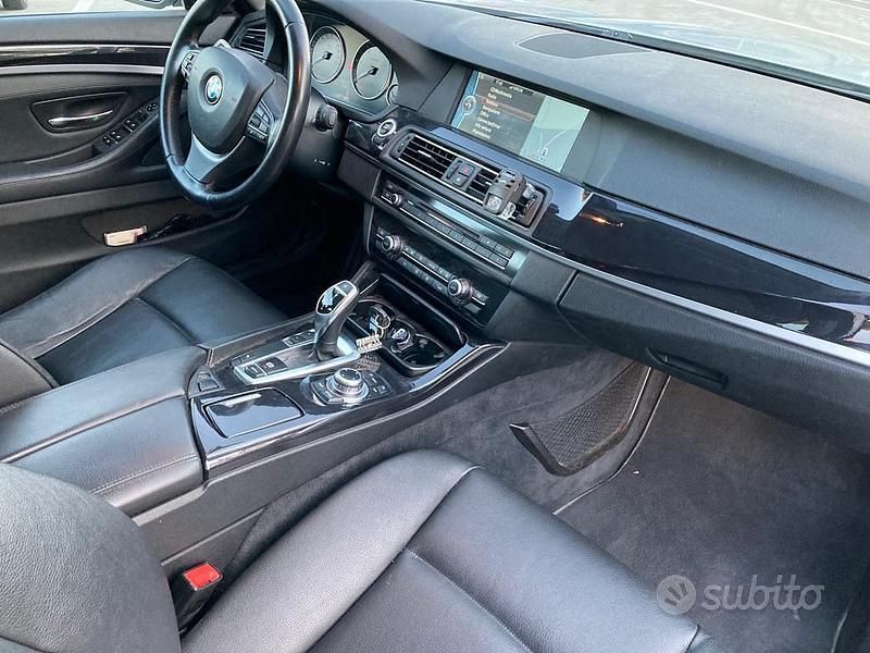 Usata BMW 520 M Sport 184 CV (135 kW) 2011 Argento Station wagon