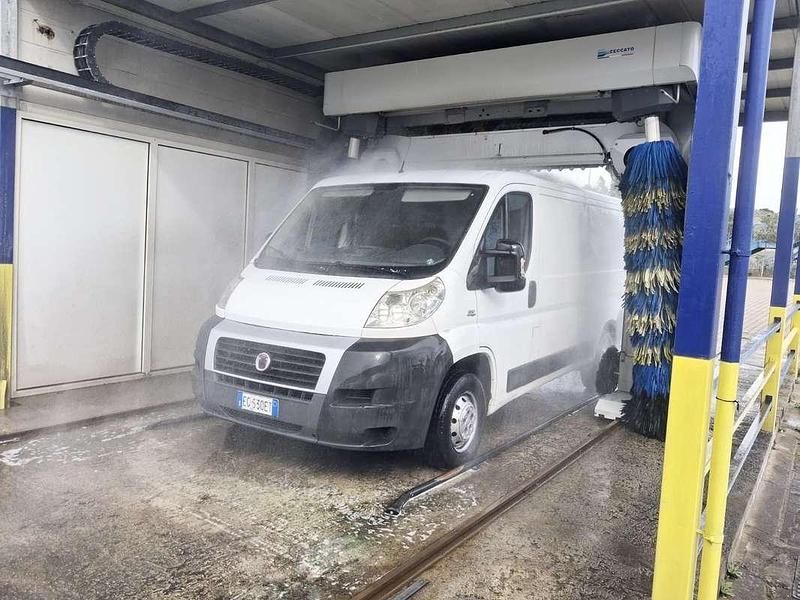 Usata Fiat Ducato 111 CV (81 kW) 2011 Bianco Furgone