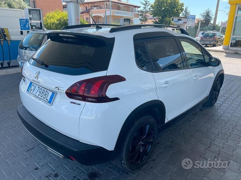 Usata 2016 Peugeot 2008 SUV | 10.500 € (Buon prezzo) - Immagine 1/4