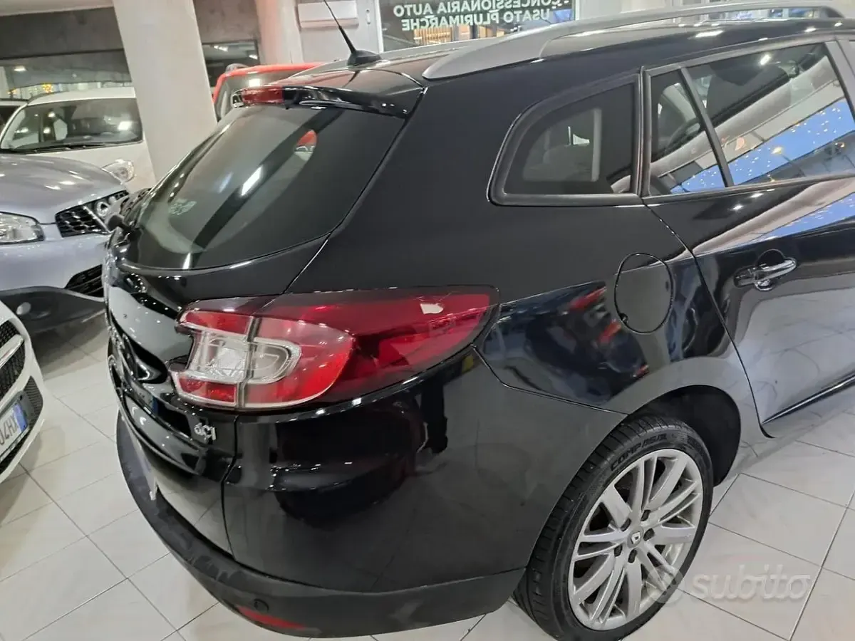 Usata Renault Mégane Cabriolet 110 CV (80 kW) 2013 Nero Cabrio