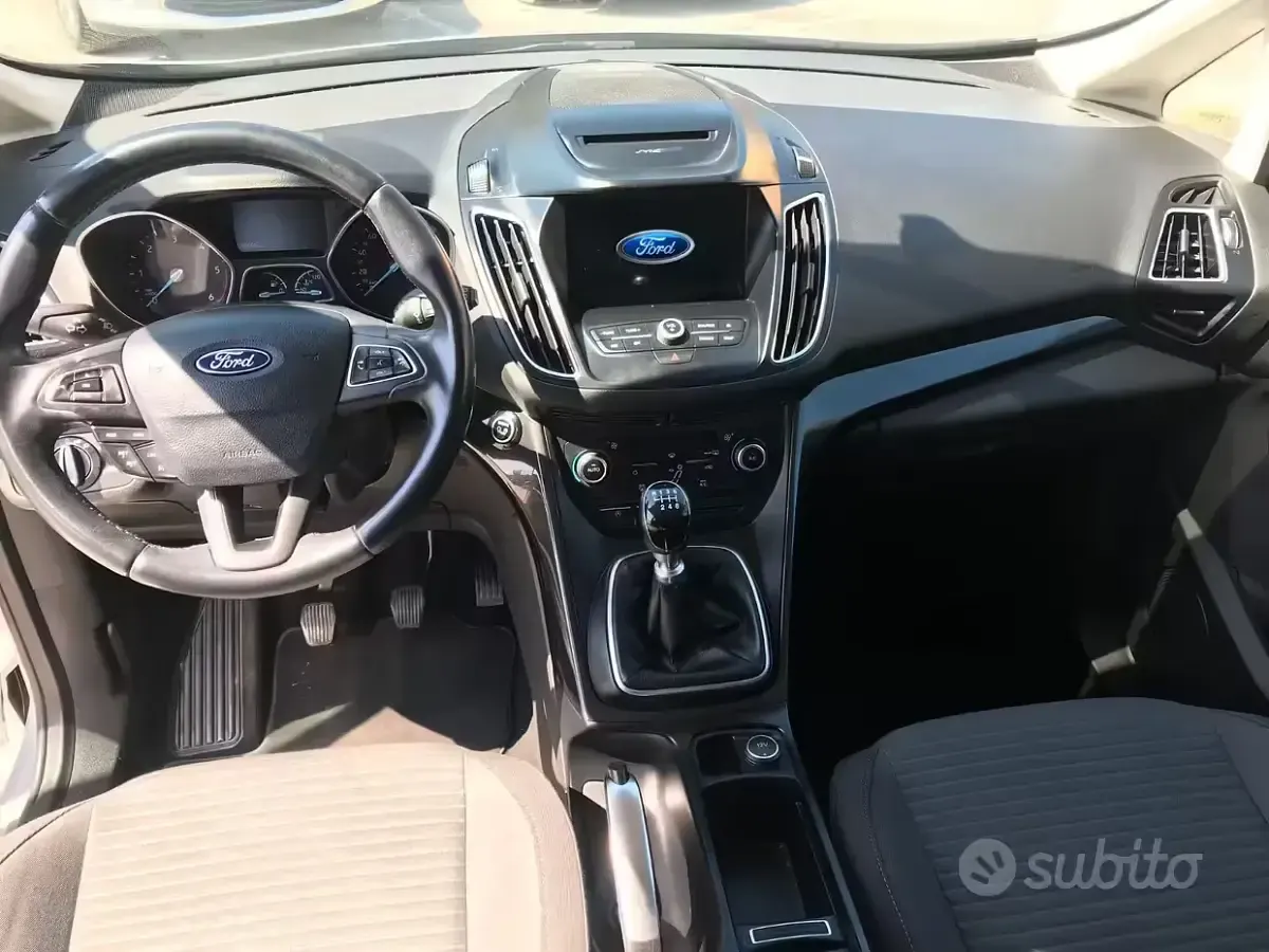Occasion Ford C-MAX Titanium 120 ch (88 kW) 2017 Gris Monospace