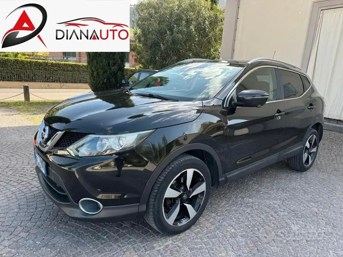 Usata Nissan Qashqai Tekna 116 CV (85 kW) 2016 Nero SUV