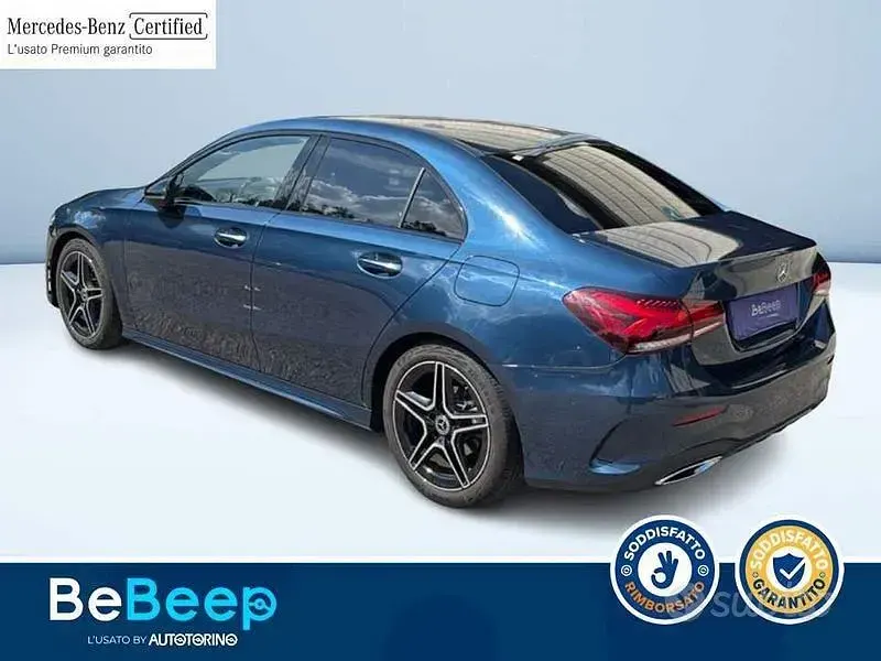 Usata Mercedes A180 Premium 136 CV (100 kW) 2022 Bluazzurro Berlina