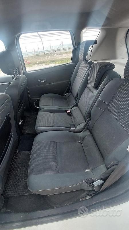 Usata Renault Scénic III 2011 Bianco Monovolume