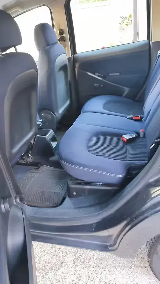 Usata Lancia Musa 90 CV (66 kW) 2012 Grigio Monovolume