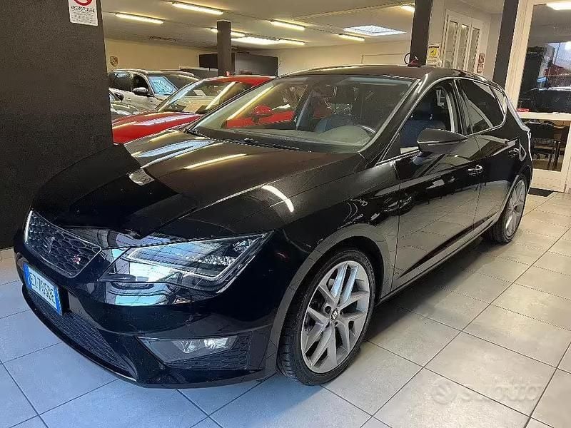 Usata Seat Leon FR 150 CV (110 kW) 2015 Nero Berlina