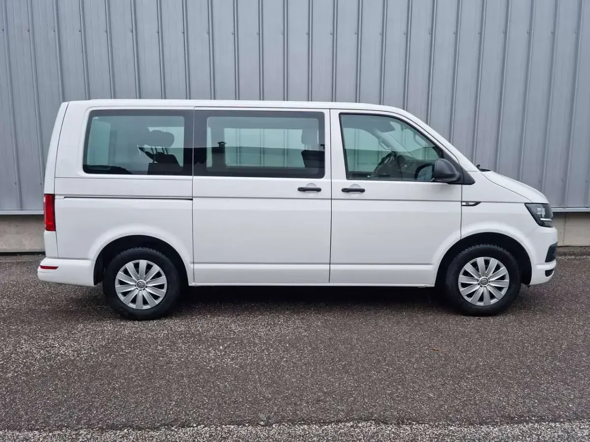 Usata VW Multivan Trendline 150 CV (110 kW) 2017 Bianco Monovolume
