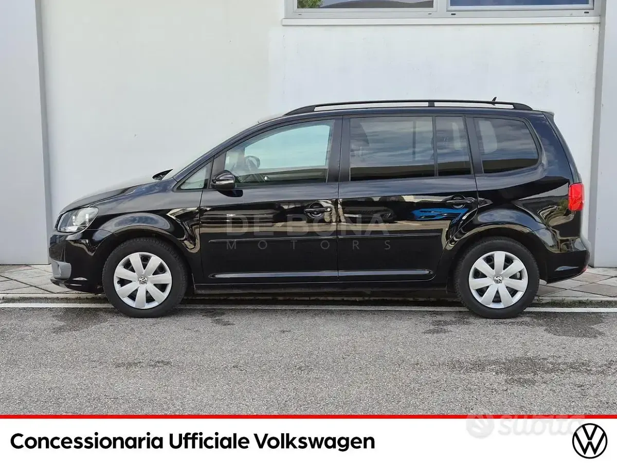Usata VW Touran Trendline 105 CV (77 kW) 2011 Nero Monovolume