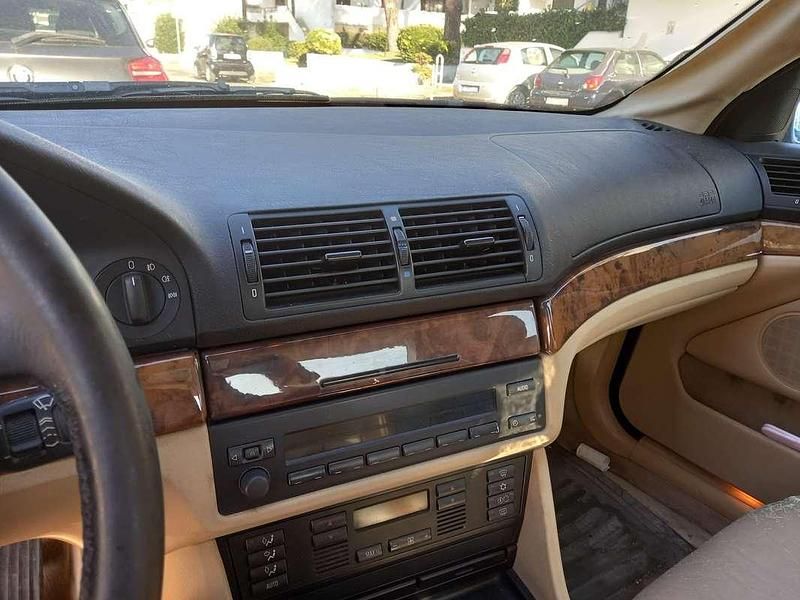 Blu/azzurro Usata 1999 BMW 530 Tre volumi | 3000 € (Buon prezzo) - Immagine 1/4